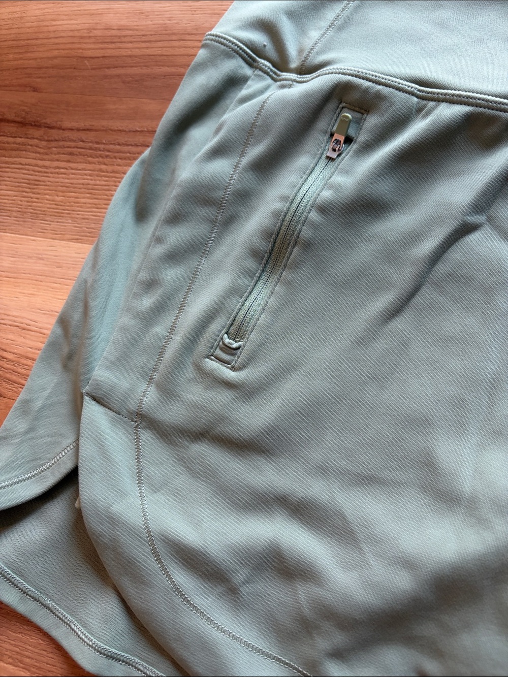 Athleta Fairway Golf Skort 6 inch Sage Green - Picture 5 of 10